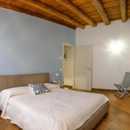 La Terrazza In Centro Apartment เวโรนา ภายนอก รูปภาพ